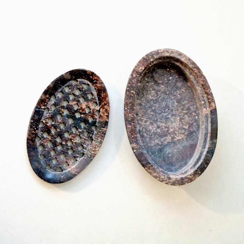 Soap dish with a drainer - soapstone