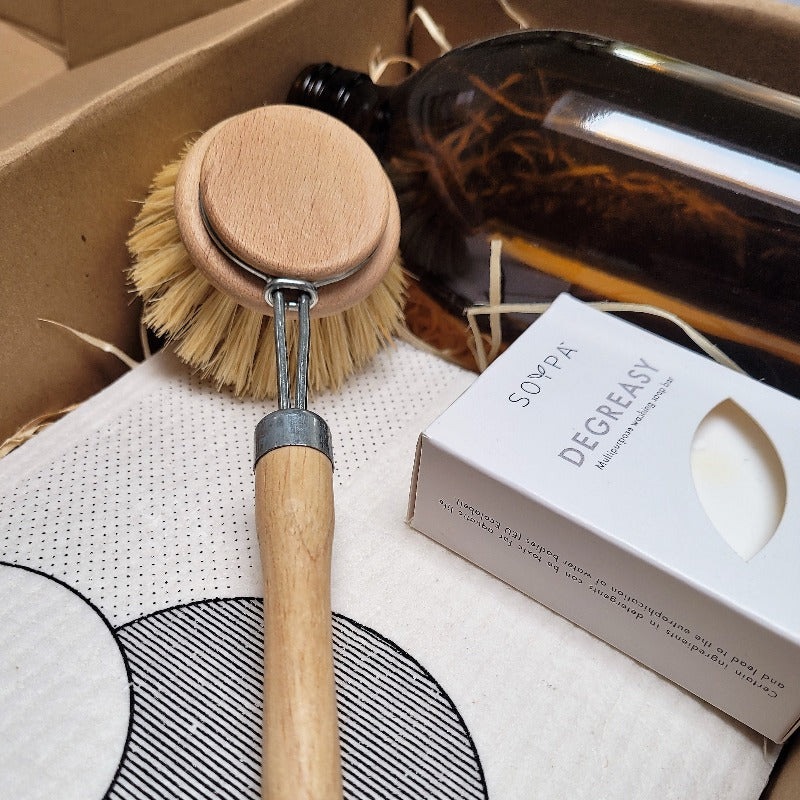 Plastic-free Cleaning box