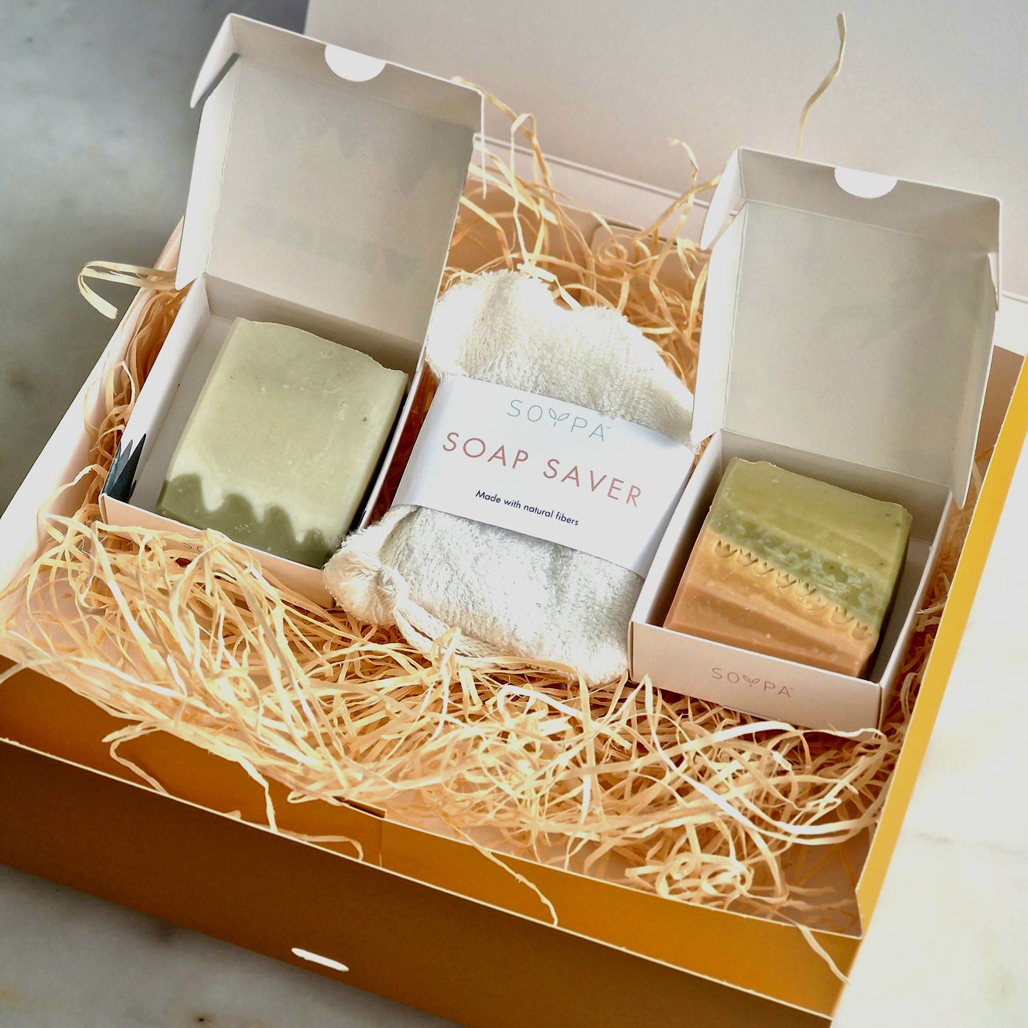 Gift Box - Šuma & Tulp soap with bamboo soap saver